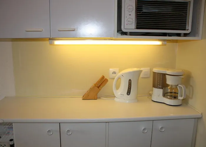 Апартаменты Les Pins Et Les Bruyeres