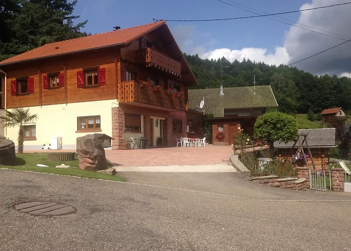 Les Pins Et Les Bruyeres Апартаменты